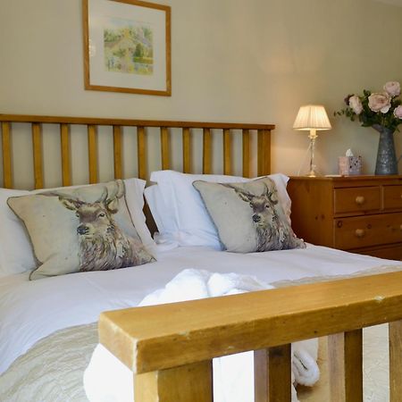 Periwinkle Cottage Great Longstone Ngoại thất bức ảnh